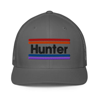 Dark Yarn charcoal trucker hat with closed-back design, featuring a front panel suitable for casual headwear and outdoor wear.